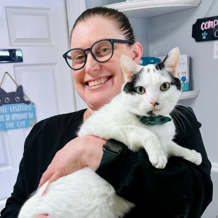 Stacy, Manager/Veterinary Technician